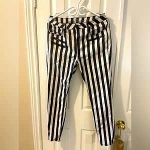 Hot Topic denim size 13 hi rise skinny jeans